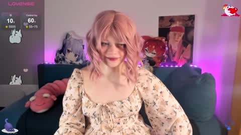 Snapshot of cutiesue chatting on 12.09.24 CutieSue online show from 12.09.24
