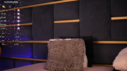 Snapshot of cynthiawest chatting on 01.07.25 Ivy online show from 01.07.25