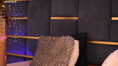 Snapshot of cynthiawest chatting on 02.05.25 Ivy online show from 02.05.25