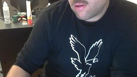 Snapshot of cyrsug chatting on 09.18.25 cyrsug online show from 09.18.25
