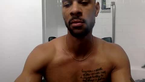 Snapshot of d33d667696 chatting on 10.19.25 Dday2 online show from 10.19.25