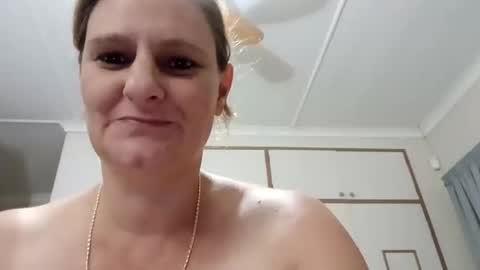 Snapshot of d4p_couple chatting on 03.10.25 Deb peter online show from 03.10.25