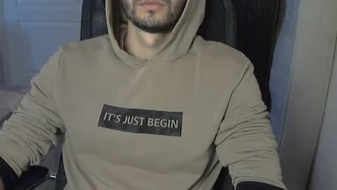 Snapshot of d_____________k chatting on 09.21.25 Dolce online show from 09.21.25