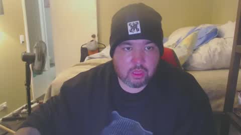 Snapshot of d____w chatting on 01.10.25 d____w online show from 01.10.25