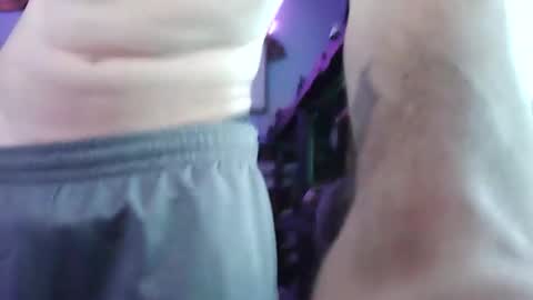 Snapshot of dabstyber chatting on 11.12.25 SwampyClownin online show from 11.12.25