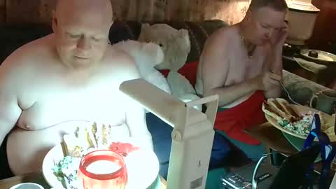 Daddy online show from 10.17.25