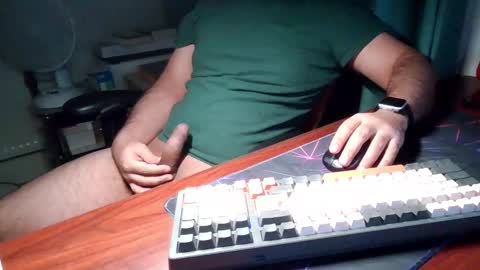 Snapshot of daddypimp3 chatting on 09.10.25 Paul online show from 09.10.25