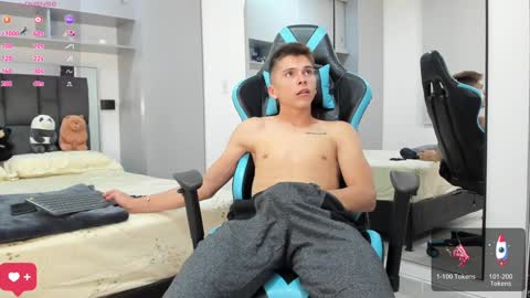 Snapshot of daddyrich4u chatting on 12.10.24 daddyrich4u online show from 12.10.24