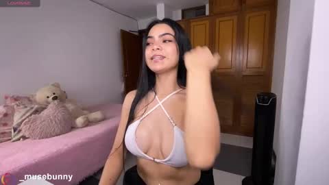 Sophie online show from 09.17.25