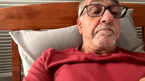 Snapshot of daddyweis chatting on 09.28.25 daddyweis online show from 09.28.25