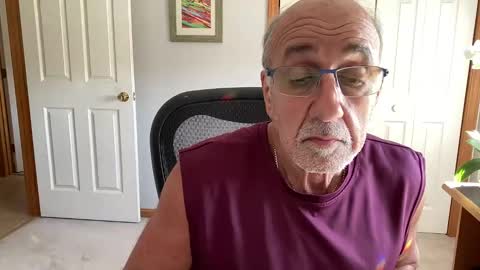 Snapshot of daddyweis chatting on 10.04.25 daddyweis online show from 10.04.25