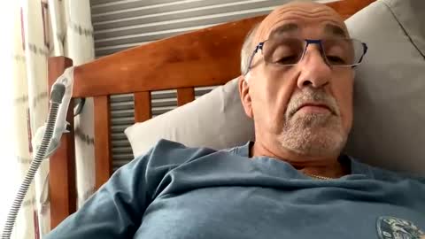 Snapshot of daddyweis chatting on 10.10.25 daddyweis online show from 10.10.25