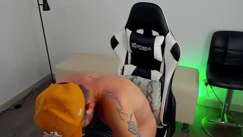 Snapshot of dafboy_ chatting on 10.03.25 Allan Daf online show from 10.03.25