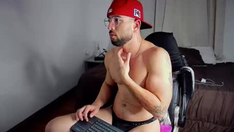 Snapshot of dafboy_ chatting on 10.16.25 Allan Daf online show from 10.16.25