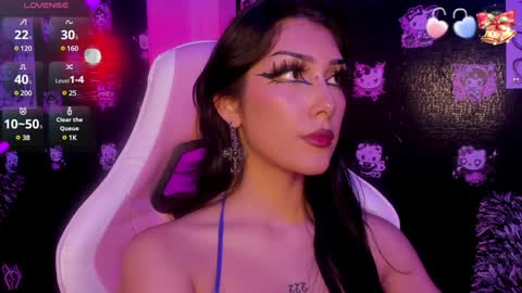 Snapshot of dafne_goth chatting on 12.20.24 Dafne online show from 12.20.24