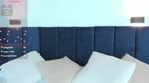 Snapshot of dafnevega chatting on 02.15.25 Dafne online show from 02.15.25