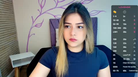 Snapshot of dahliamoore chatting on 12.04.24 Dahlia online show from 12.04.24