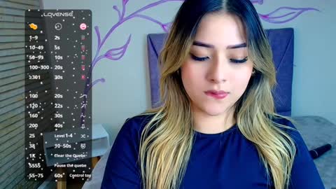 Snapshot of dahliamoore chatting on 12.15.24 Dahlia online show from 12.15.24