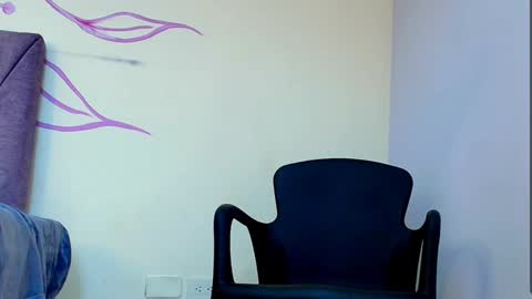Snapshot of dahliamoore chatting on 01.06.25 Dahlia online show from 01.06.25