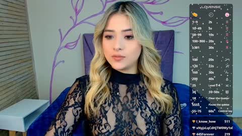 Snapshot of dahliamoore chatting on 01.26.25 Dahlia online show from 01.26.25