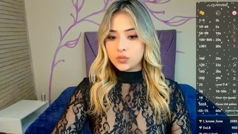 Snapshot of dahliamoore chatting on 01.26.25 Dahlia online show from 01.26.25
