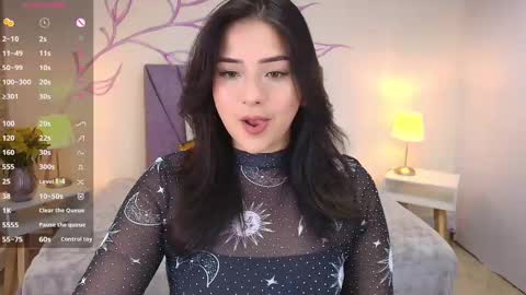 Snapshot of dahliamoore chatting on 09.17.25 Dahlia online show from 09.17.25