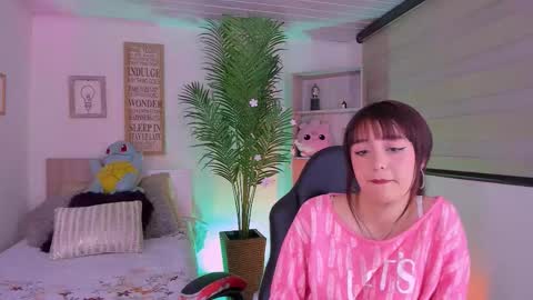 Snapshot of dakotaa_01 chatting on 11.07.25 dakotaa online show from 11.07.25