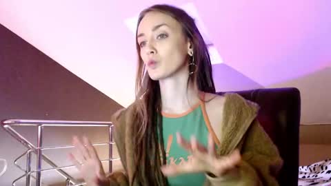 Dalia  online show from 12.14.24