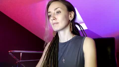 Dalia  online show from 01.05.25