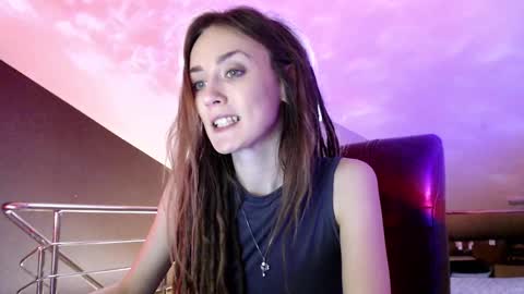 Dalia  online show from 02.13.25