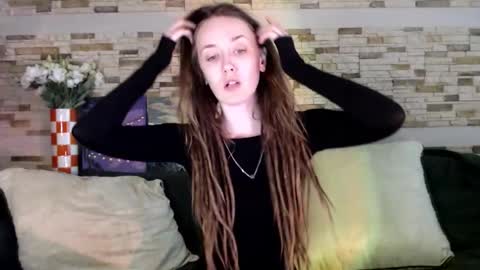 Dalia  online show from 09.23.25