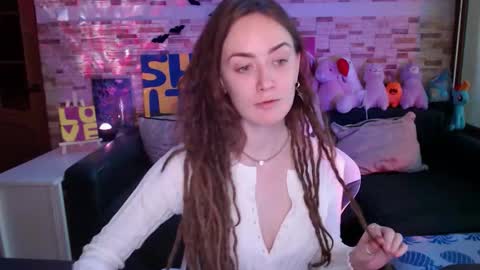 Dalia  online show from 11.21.25