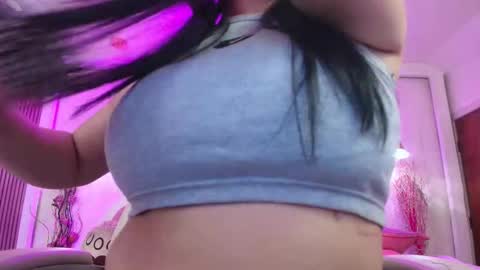 Snapshot of daliia_ chatting on 10.16.25 Daliia online show from 10.16.25