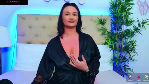 Snapshot of daliyaa_ chatting on 09.17.25 daliyaa_ online show from 09.17.25
