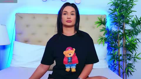 Snapshot of daliyaa_ chatting on 09.18.25 daliyaa_ online show from 09.18.25