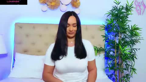 Snapshot of daliyaa_ chatting on 10.13.25 daliyaa_ online show from 10.13.25