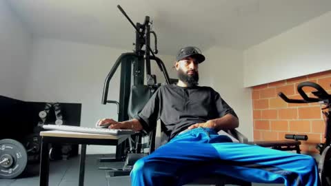 damian_shakur online show from 11.22.25