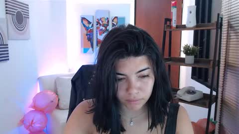 Veronica online show from 11.24.25