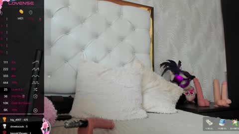 Snapshot of dani_ary chatting on 02.05.25 DANI online show from 02.05.25