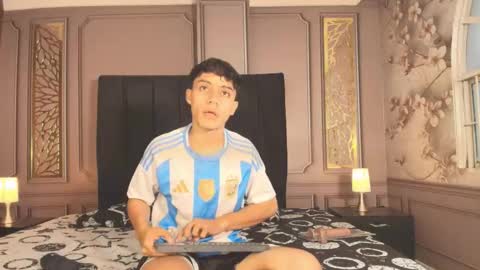 Snapshot of dani_rivass chatting on 10.03.25 Daniel online show from 10.03.25