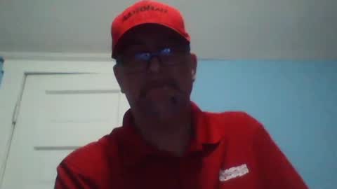Snapshot of daniel_lbc chatting on 10.12.25 Daniel online show from 10.12.25
