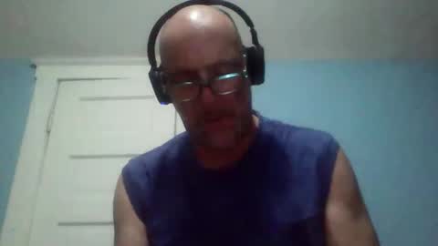 Snapshot of daniel_lbc chatting on 10.14.25 Daniel online show from 10.14.25