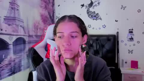 Snapshot of daniela_rivasth chatting on 09.15.25 danielarivasth online show from 09.15.25