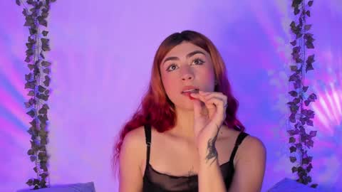 Snapshot of daniela_saenz1 chatting on 12.09.24 Dani Saenz online show from 12.09.24