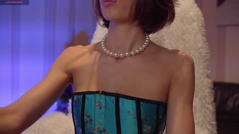 Danielle online show from 01.12.25