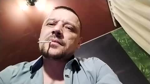 Snapshot of danielocool chatting on 02.28.25 DanieloCool online show from 02.28.25