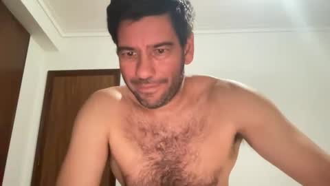 Snapshot of danieltalho23 chatting on 10.23.25 danieltalho23 online show from 10.23.25
