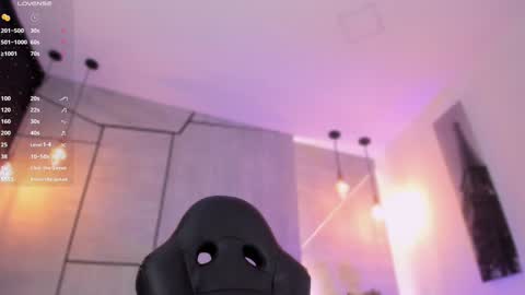 Snapshot of danii_hill chatting on 01.09.25 Danii online show from 01.09.25