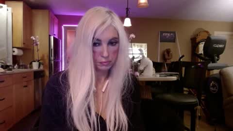 DanikaWhite69 online show from 01.24.25