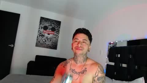 Snapshot of danny_stark chatting on 01.18.25 Danny  online show from 01.18.25